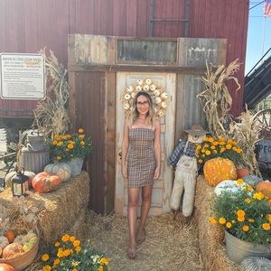 Meet your Posher, Rose